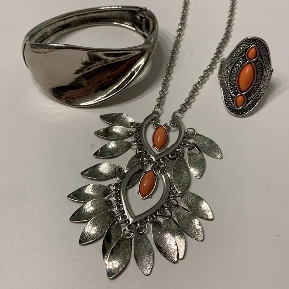 NWOT Jewelry Set - Picture 7 of 12